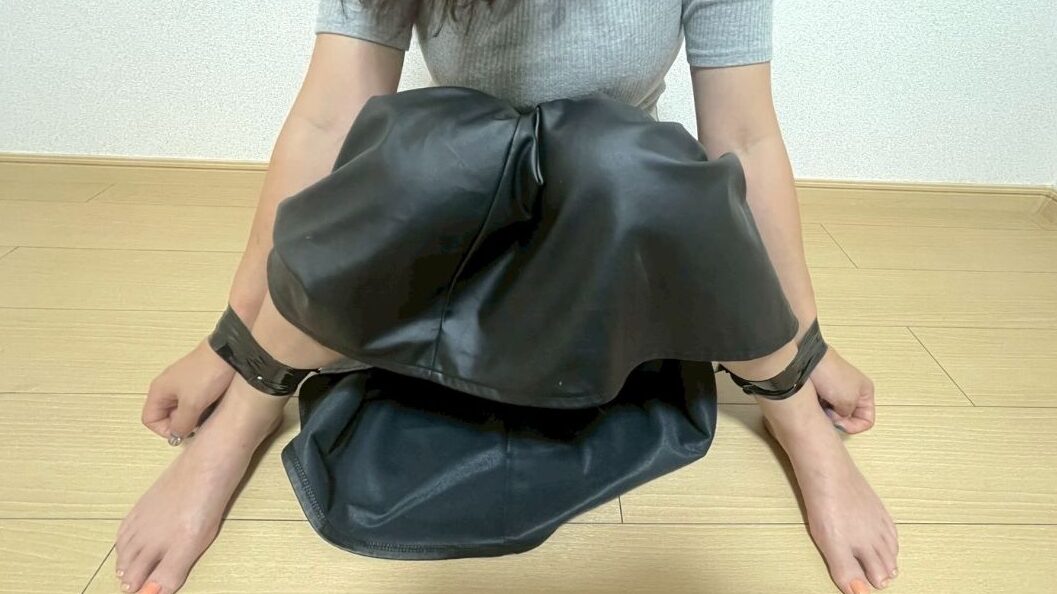 簡単拘束グッズ（ガムテープ）
